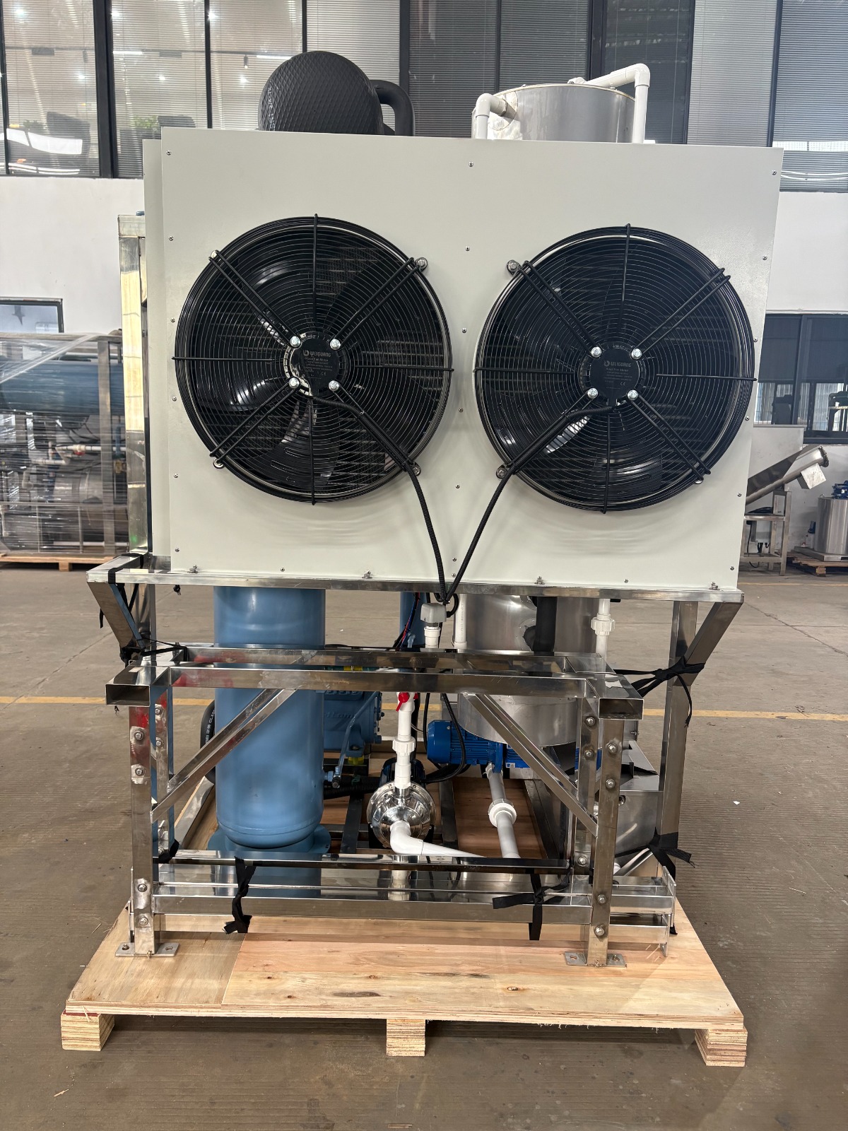 2 and 3 Ton Tube Ice - Image 2